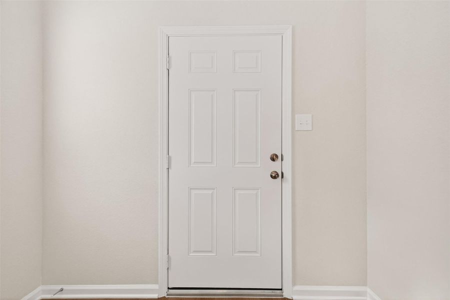 Spacious, unfurnished interior of a new home in Mill Creek Trails, Magnolia (Image 21).