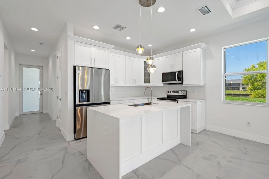 Furnished interior view inside a new home in , Cape Coral (Image 5).