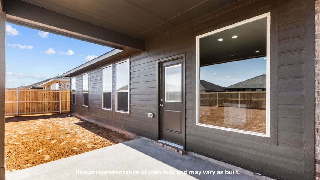 Representative exterior details of a home built from the The Gulfport by D.R. Horton in Viridian, Lubbock (Image 1). Representative exterior details of a home built from the The Gulfport by D.R. Horton in Viridian, Lubbock (Image 1).