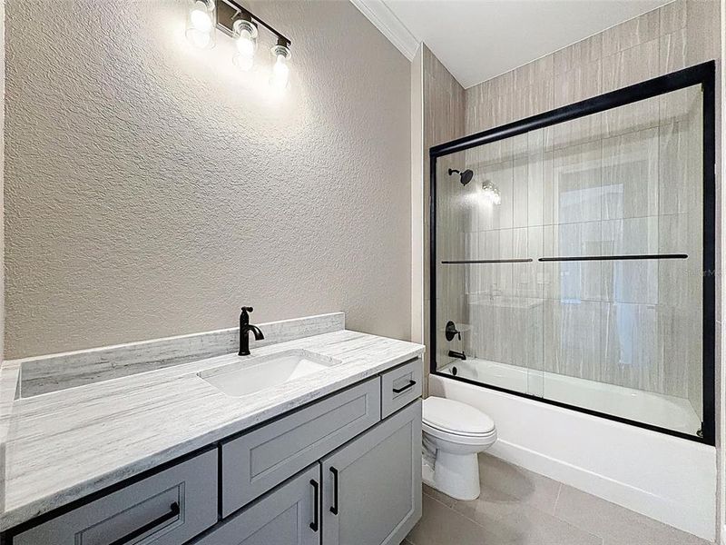 Furnished interior view inside a new home in , Lakeland (Image 9).