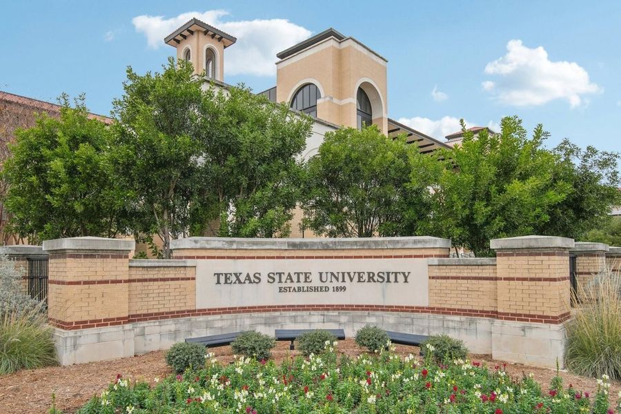 Image 19 of a home in Pinnacle at Cottonwood Creek. Image 19 of a home in Pinnacle at Cottonwood Creek.