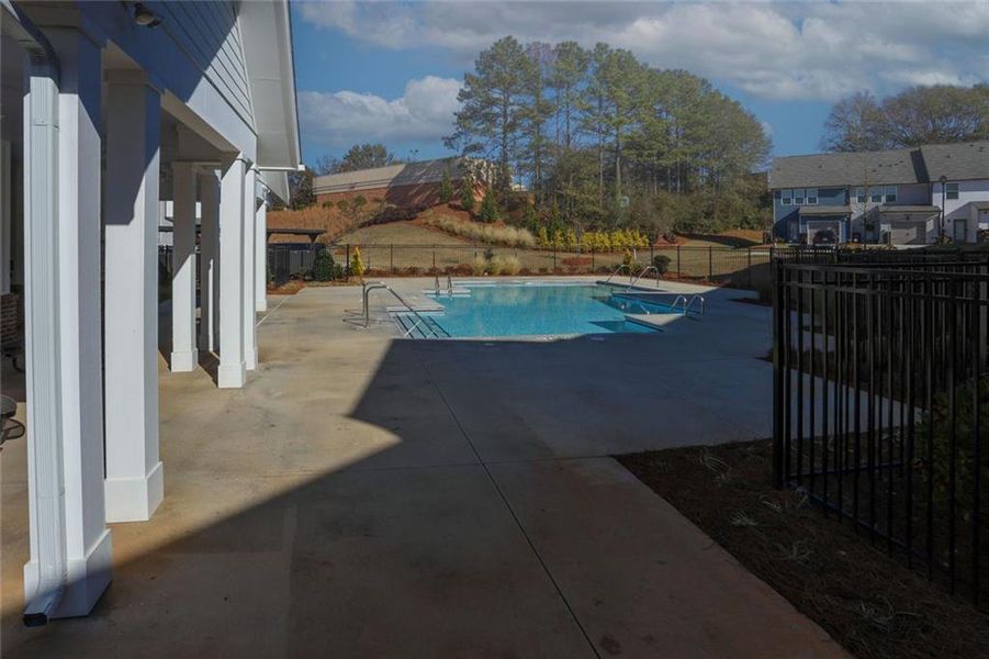 Exterior details and patio area of a home in Laurelwood, Douglasville (Image 4).