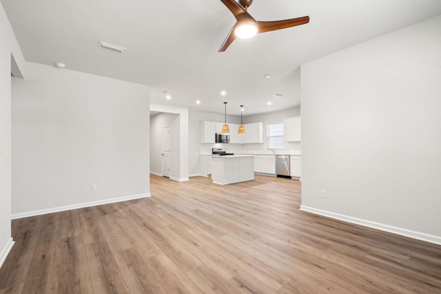 Spacious, unfurnished interior of a new home in Heartwood, Richmond Hill (Image 22).