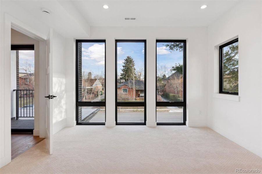 Spacious, unfurnished interior of a new home in , Denver (Image 23).