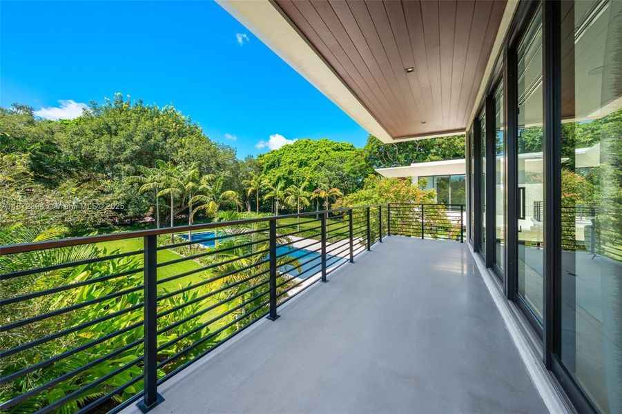 Image 71 of a home in .