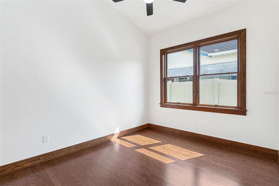 Spacious, unfurnished interior of a new home in , Leesburg (Image 20).