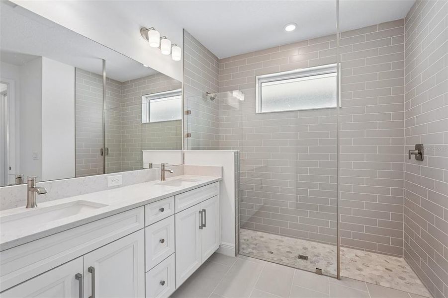 Furnished interior view inside a new home in Vistera of Venice, Nokomis (Image 7).