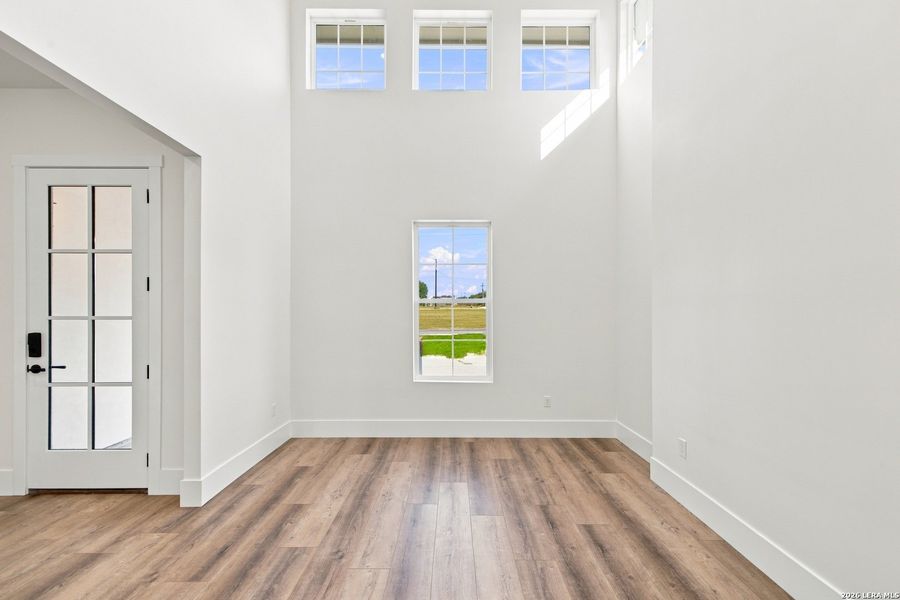 Spacious, unfurnished interior of a new home in , Bandera (Image 25). Spacious, unfurnished interior of a new home in , Bandera (Image 25).