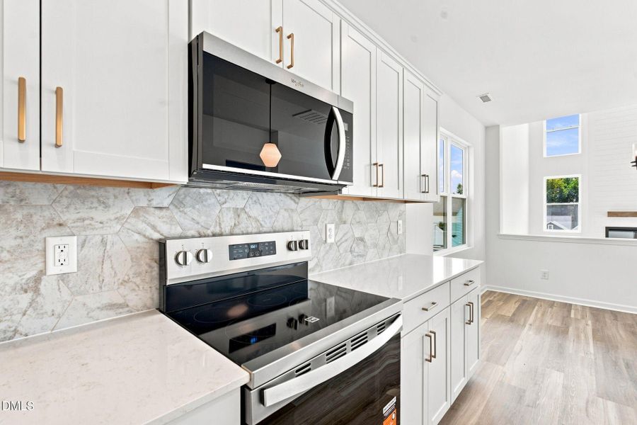Furnished interior view inside a new home in 78 North, Sanford (Image 9).