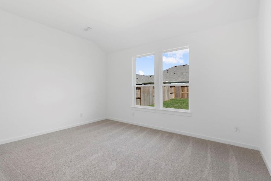 Spacious, unfurnished interior of a new home in Sienna 45', 50', Missouri City (Image 27).