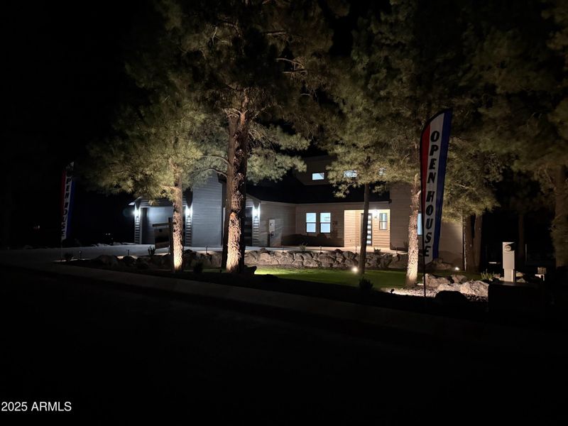 Modern Elegance in the Pines!