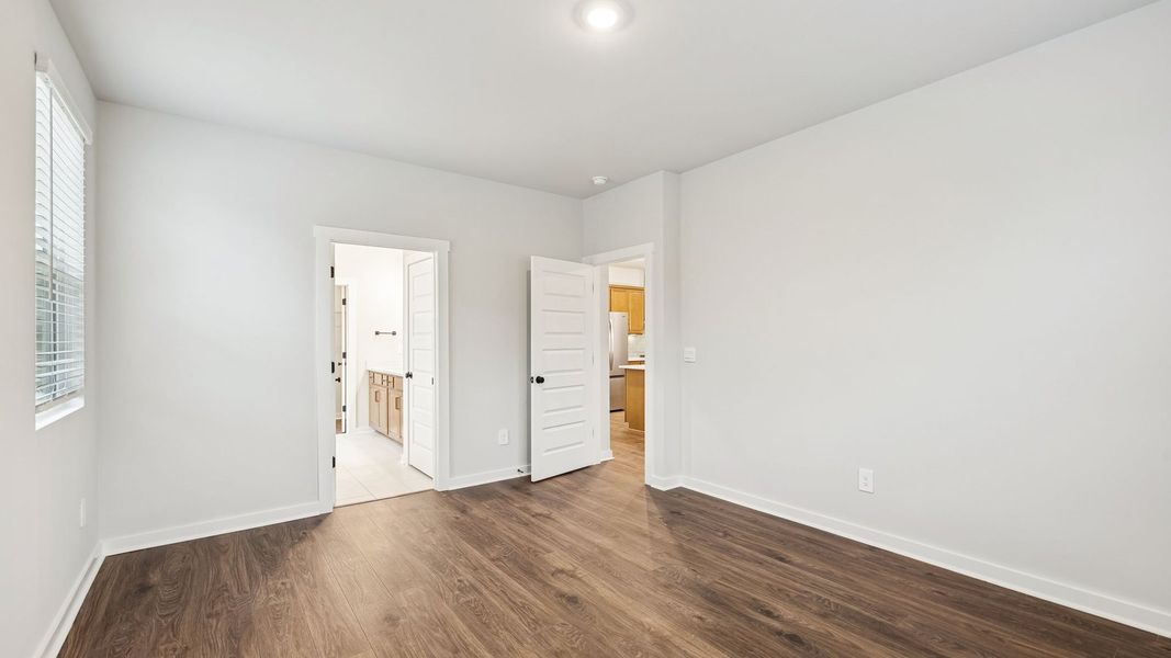 Spacious, unfurnished interior of a new home in Reserve at Hickory Ridge, Columbia (Image 35). Spacious, unfurnished interior of a new home in Reserve at Hickory Ridge, Columbia (Image 35).