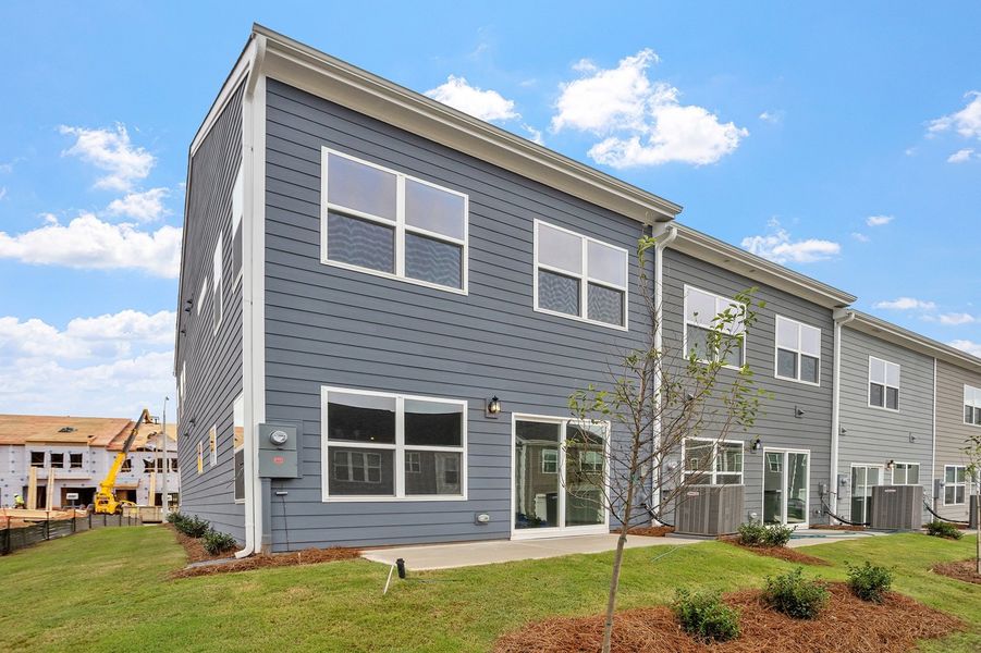 Exterior details and patio area of a home in Georgias Landing, Raleigh (Image 4).