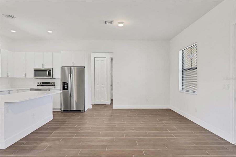 Spacious, unfurnished interior of a new home in , Port Charlotte (Image 18). Spacious, unfurnished interior of a new home in , Port Charlotte (Image 18).