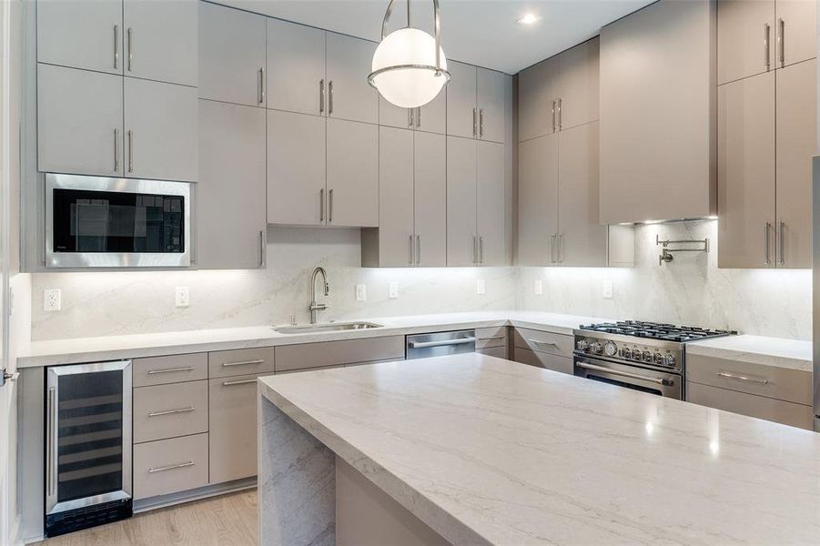 Furnished interior view inside a new home in , Dallas (Image 14).