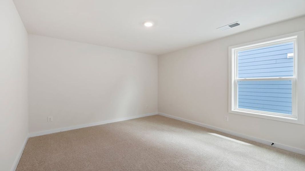 Representative unfurnished interior of a home built from the Fleetwood by D.R. Horton in Harrison Valley, Simpsonville (Image 29).