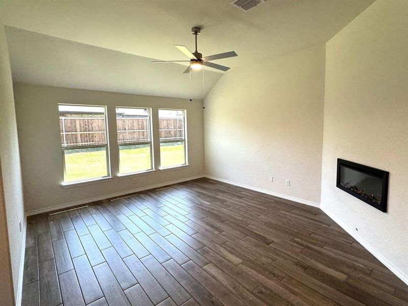 Spacious, unfurnished interior of a new home in Silo Mills - Select Series, Joshua (Image 34).