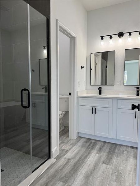 Furnished interior view inside a new home in , Ocala (Image 11).