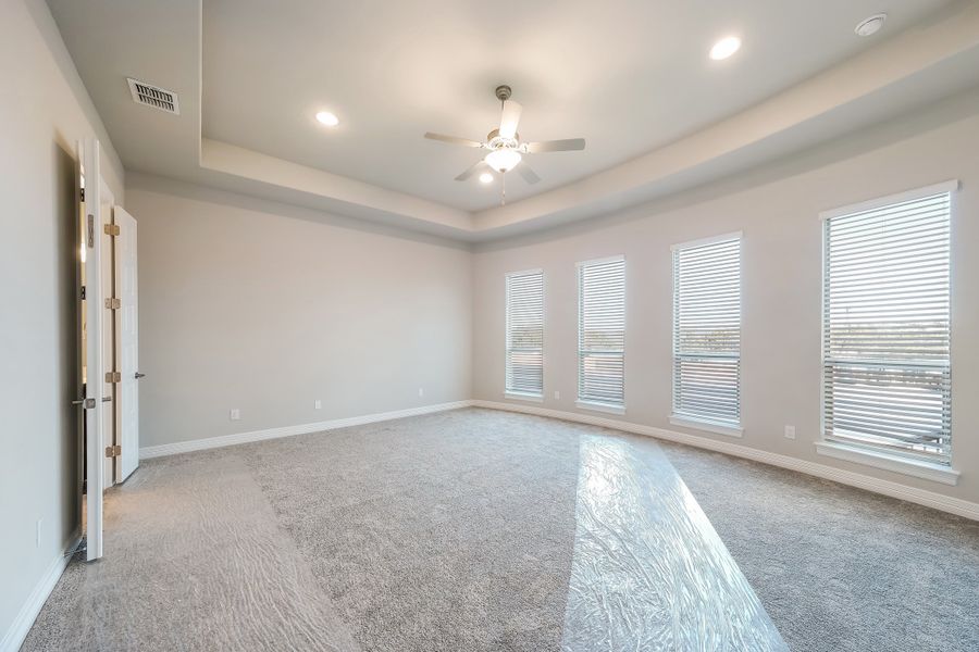 Representative unfurnished interior of a home built from the The Scottsdale IV by Whitestone Custom Homes in Johnson Ranch, Bulverde (Image 23).