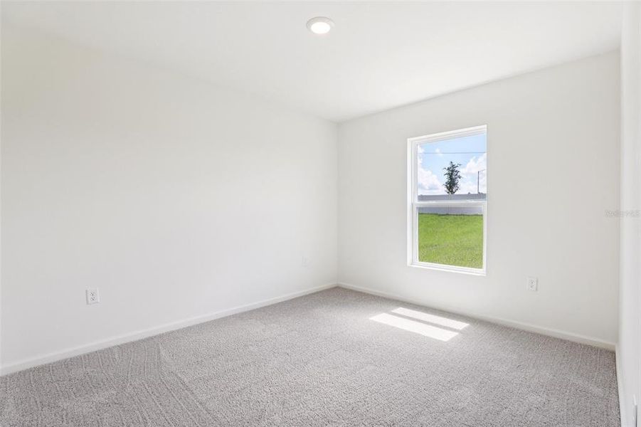 Spacious, unfurnished interior of a new home in The Grove at Scenic Terrace, Lake Hamilton (Image 38).