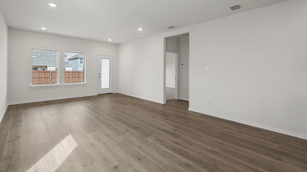 Spacious, unfurnished interior of a new home in Wildcat Ranch, Crandall (Image 29). Spacious, unfurnished interior of a new home in Wildcat Ranch, Crandall (Image 29).