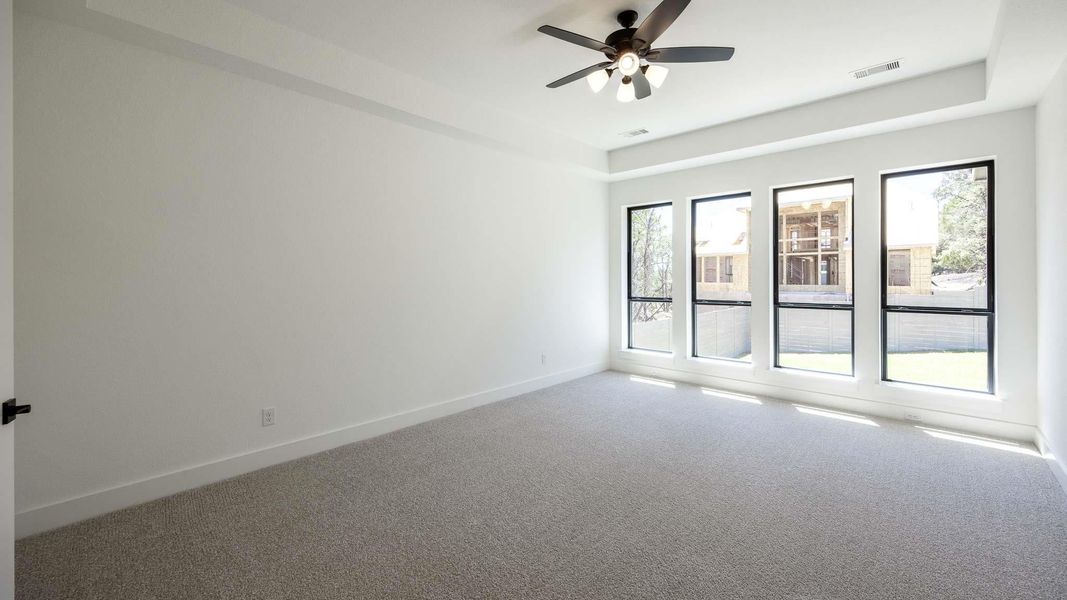Spacious, unfurnished interior of a new home in Wolf Ranch, Georgetown (Image 7). Spacious, unfurnished interior of a new home in Wolf Ranch, Georgetown (Image 7).