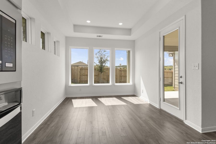 Spacious, unfurnished interior of a new home in Homestead, Schertz (Image 24).
