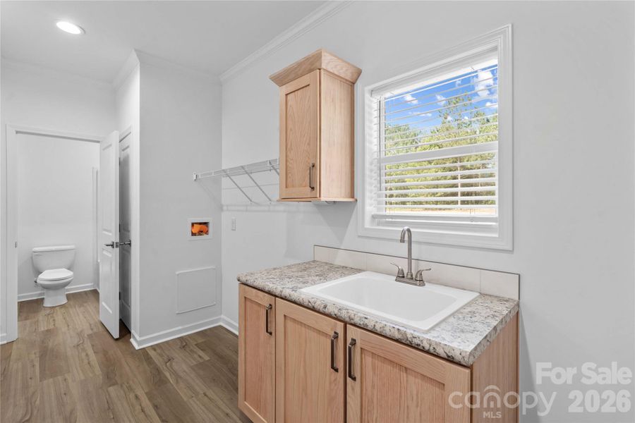 Furnished interior view inside a new home in , Catawba (Image 10).