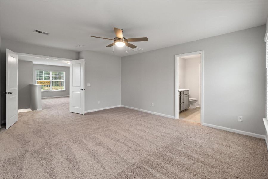 Spacious, unfurnished interior of a new home in Oakley Pointe, Moncks Corner (Image 30). Spacious, unfurnished interior of a new home in Oakley Pointe, Moncks Corner (Image 30).