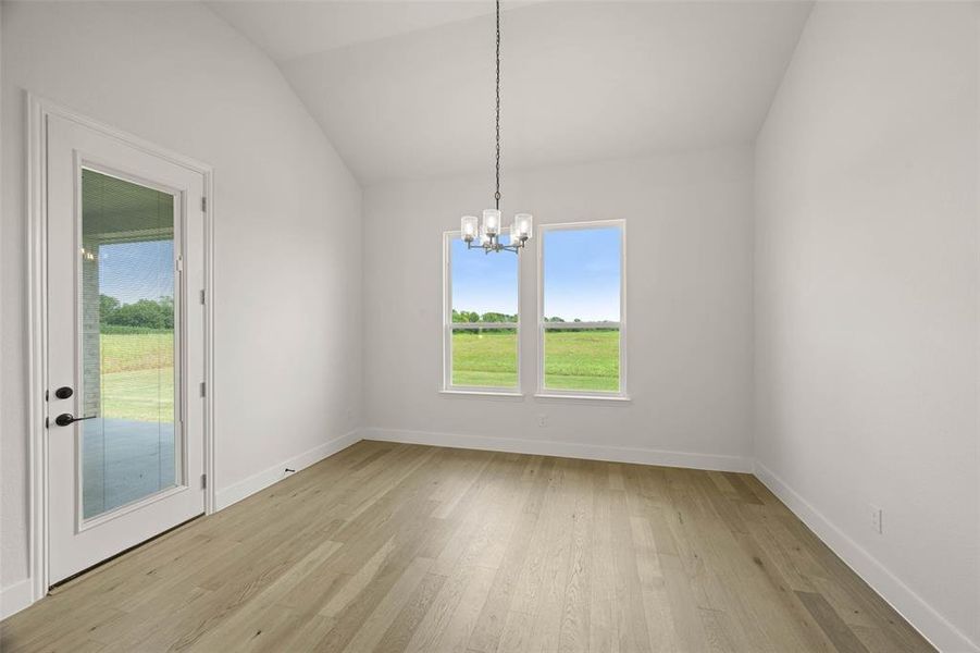 Spacious, unfurnished interior of a new home in , Waxahachie (Image 18).