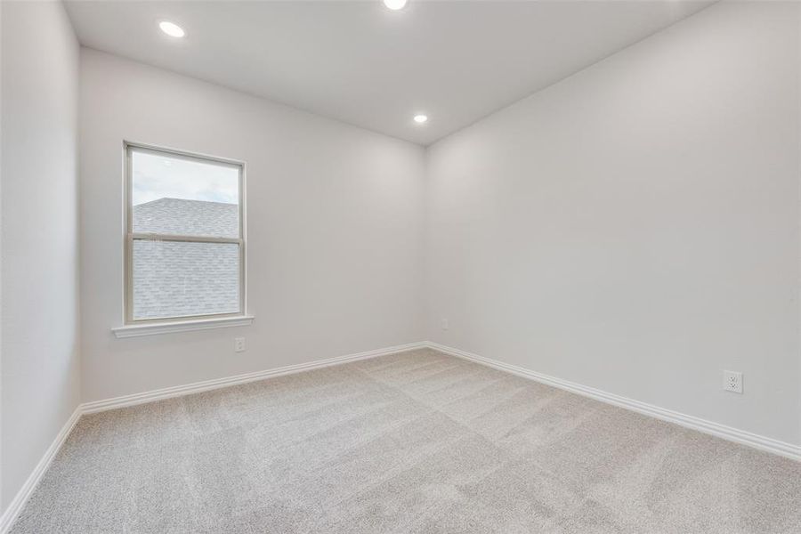 Spacious, unfurnished interior of a new home in Sutton Fields, Celina (Image 11).