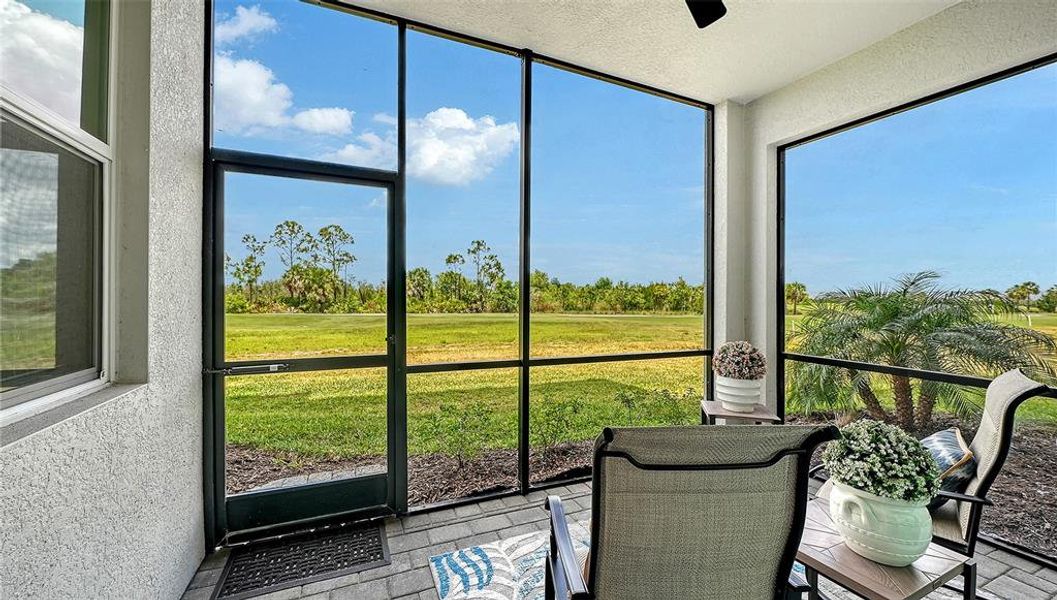 Exterior details and patio area of a home in , Venice (Image 21).