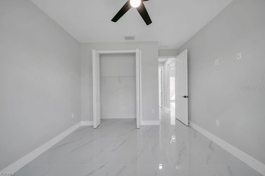 Spacious, unfurnished interior of a new home in , Lehigh Acres (Image 15).