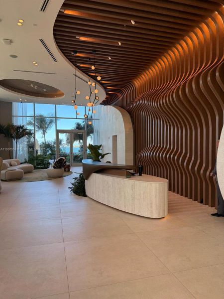 Community amenities in , Miami (Image 42).