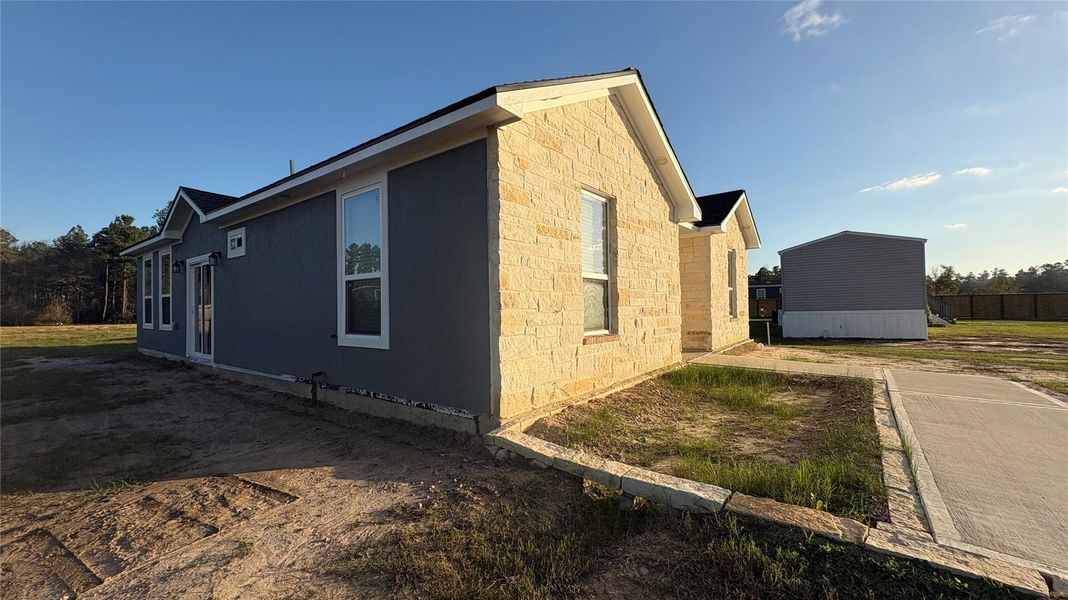 Exterior details and patio area of a home in , Cleveland (Image 15).
