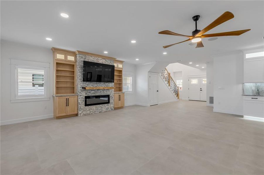 Spacious, unfurnished interior of a new home in , New Smyrna Beach (Image 76).
