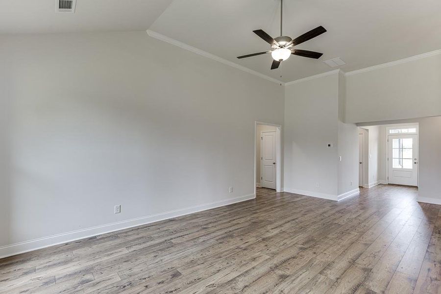 Spacious, unfurnished interior of a new home in , Jefferson (Image 20).