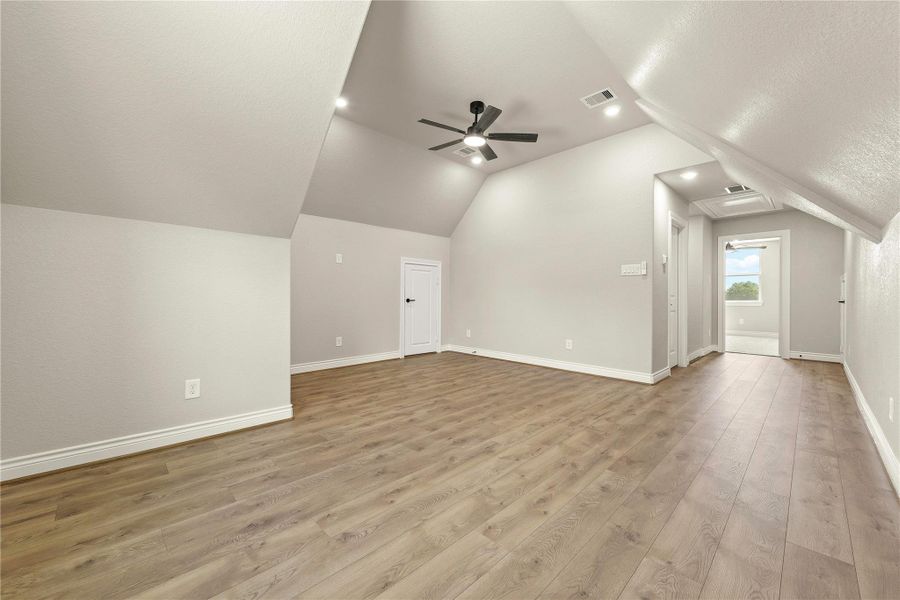 Spacious, unfurnished interior of a new home in , Waller (Image 17).