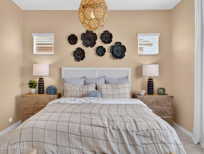 22-web-or-mls-569965 Dutchman Dr