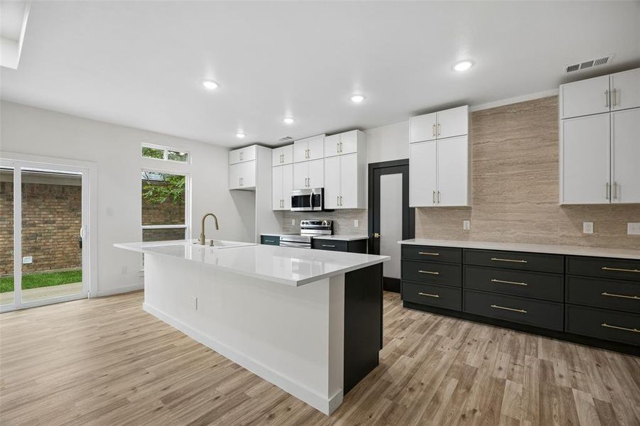 Furnished interior view inside a new home in , Mesquite (Image 6).