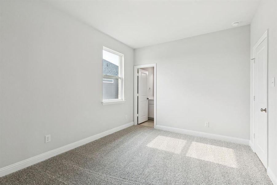 Spacious, unfurnished interior of a new home in Bellagio, Forney (Image 28). Spacious, unfurnished interior of a new home in Bellagio, Forney (Image 28).