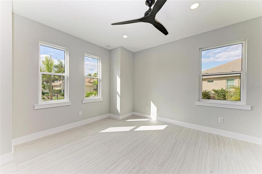 Spacious, unfurnished interior of a new home in , Punta Gorda (Image 28). Spacious, unfurnished interior of a new home in , Punta Gorda (Image 28).