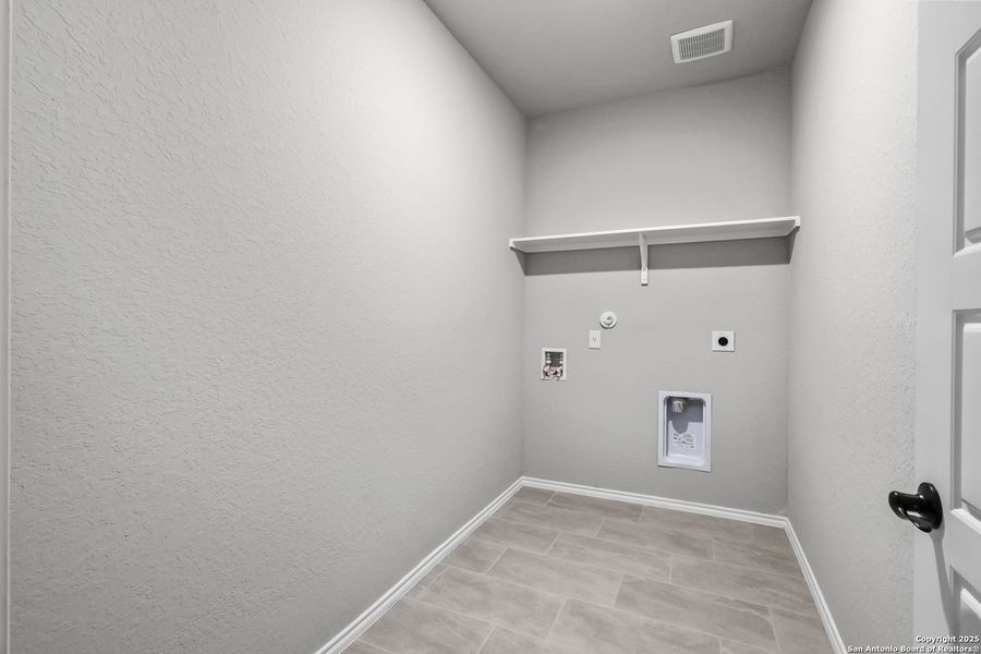 Image 46 of a home in Comanche Ridge. Image 46 of a home in Comanche Ridge.