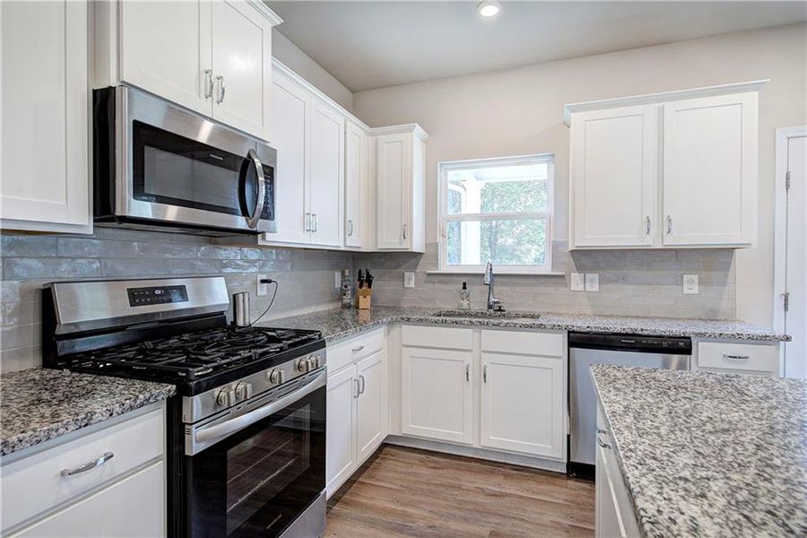 Furnished interior view inside a new home in , Cartersville (Image 15).
