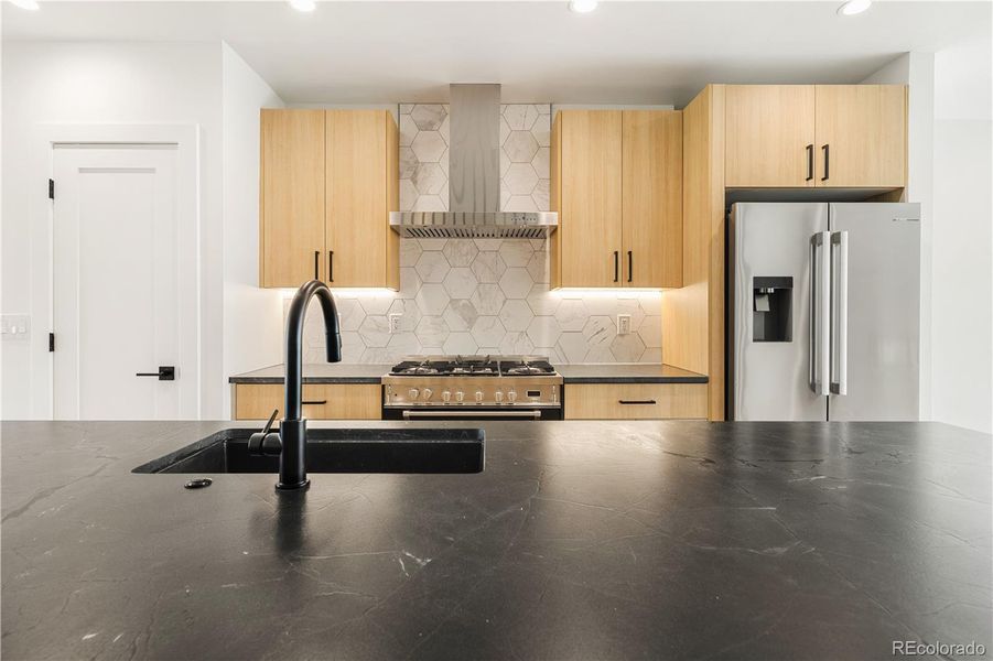 Image 48 of a home in .