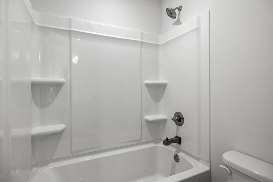 Representative interior finishes for a home built from the Charlton by UnionMain Homes in Austin Springs, Bethlehem (Image 10).