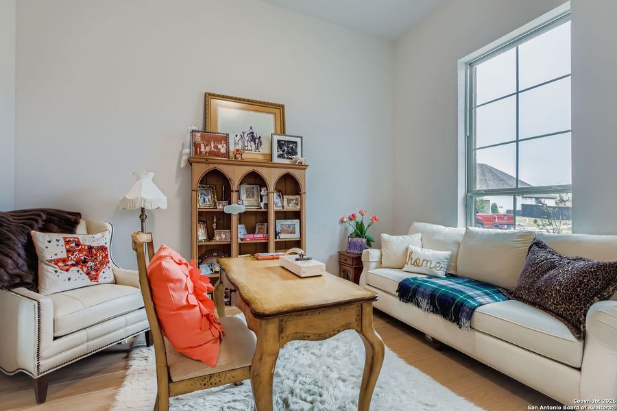 Furnished interior view inside a new home in Mesa Western, Cibolo (Image 35).