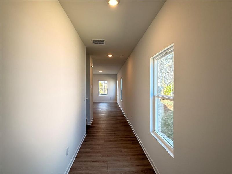 Spacious, unfurnished interior of a new home in Leydenview, Mableton (Image 12).