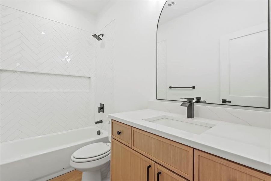 Furnished interior view inside a new home in , Dallas (Image 4). Furnished interior view inside a new home in , Dallas (Image 4).