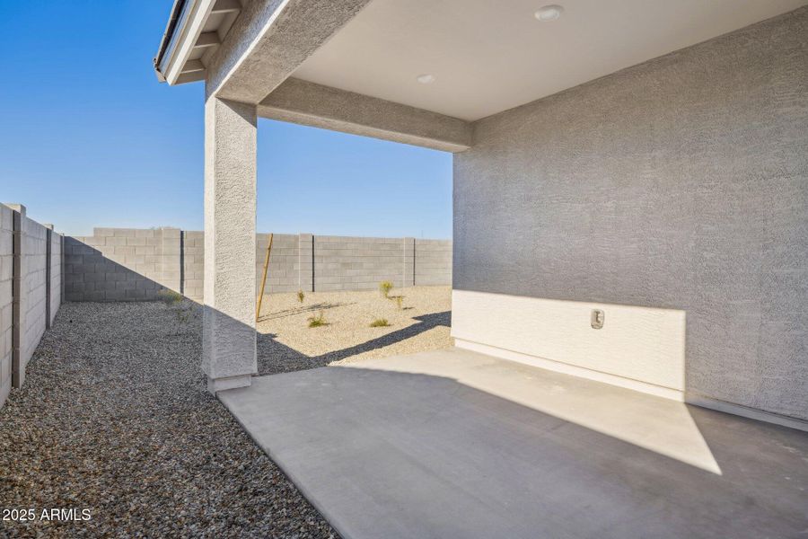 32-web-or-mls-1476-s-241st-ave